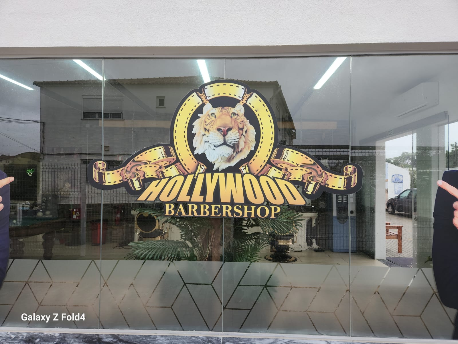 img-1 Barbearia Hollywood Fernão Ferro,Melhor barbearia em Fernão Ferro,Cortes de cabelo masculinos Fernão Ferro,Barbearia moderna e tradicional,Serviços de barbearia Fernão Ferro