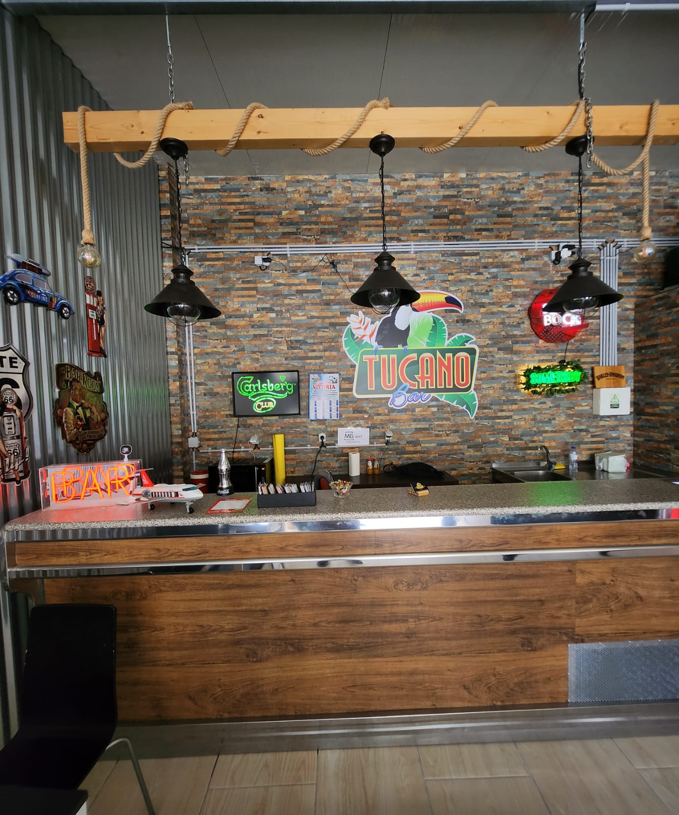 img-2 Barbearia Hollywood Fernão Ferro,Melhor barbearia em Fernão Ferro,Cortes de cabelo masculinos Fernão Ferro,Barbearia moderna e tradicional,Serviços de barbearia Fernão Ferro